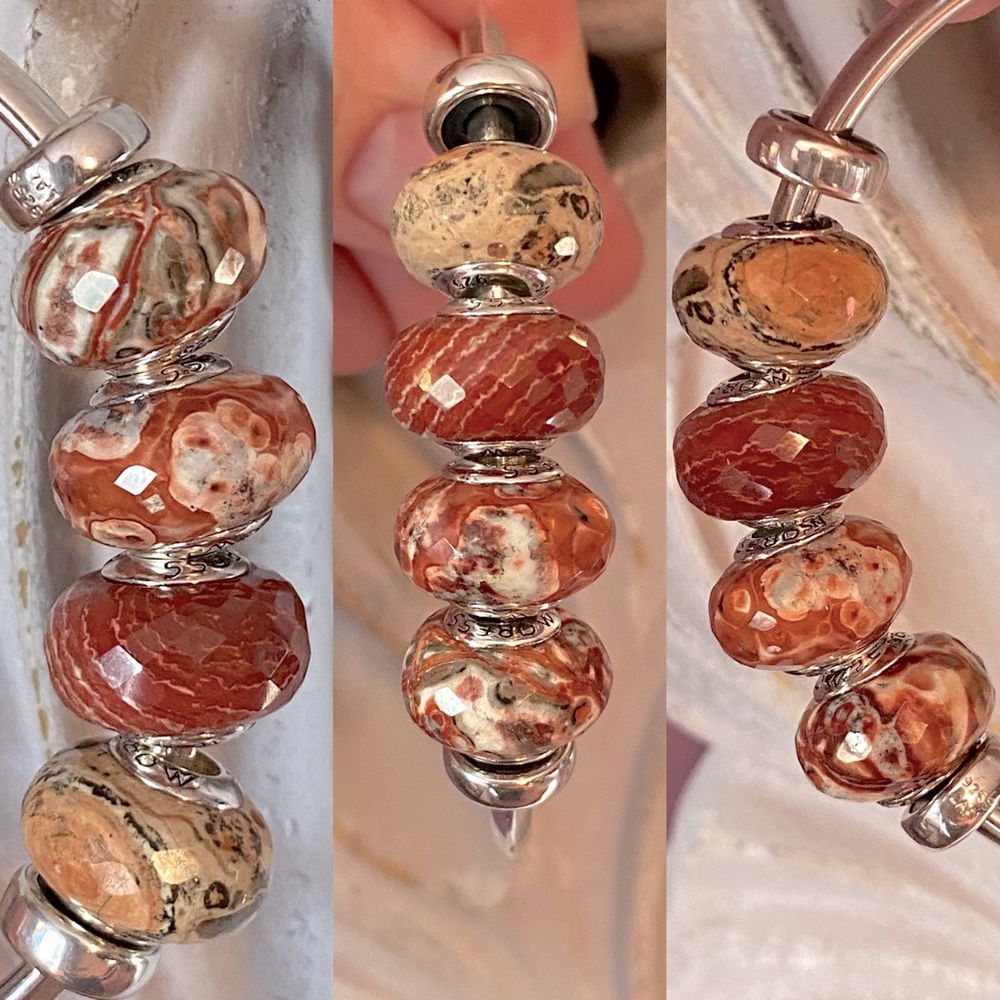 Moress natural stone bead